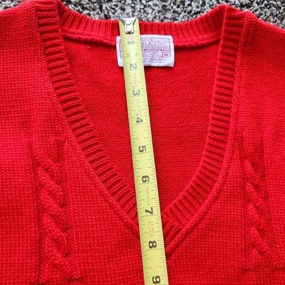Pendleton Red Cable Knit Vest - Picture 8 of 9